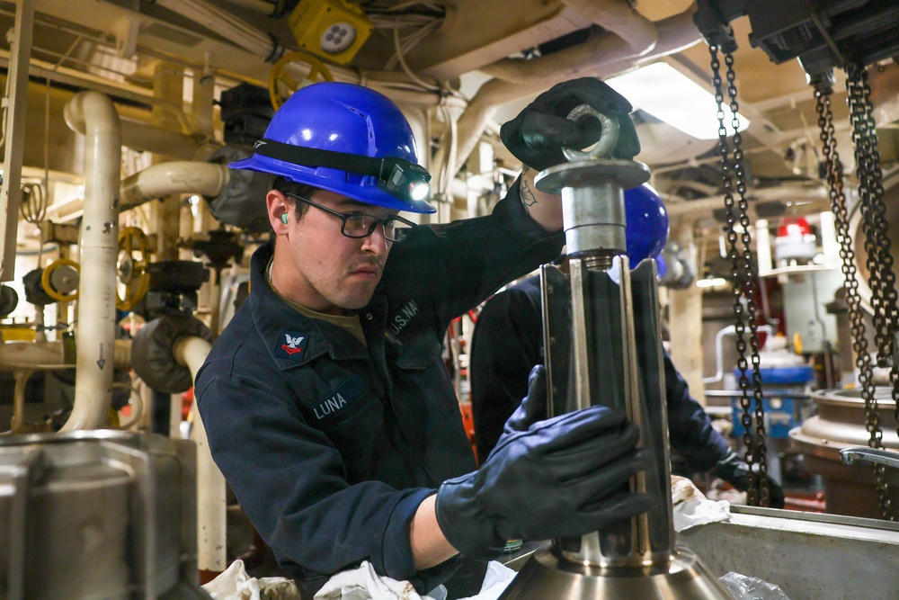 Sailor Conducts Maintenance Aboard USS Decatur (DDG 73)