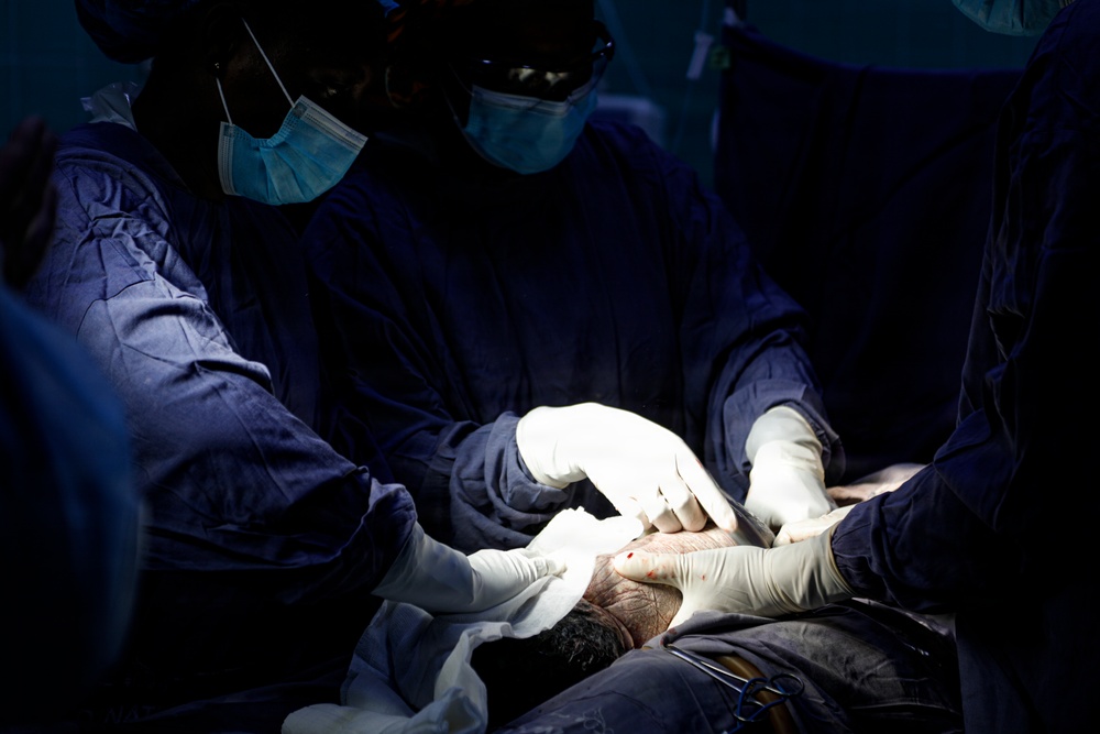 US, Ghana deliver newborn during AL26