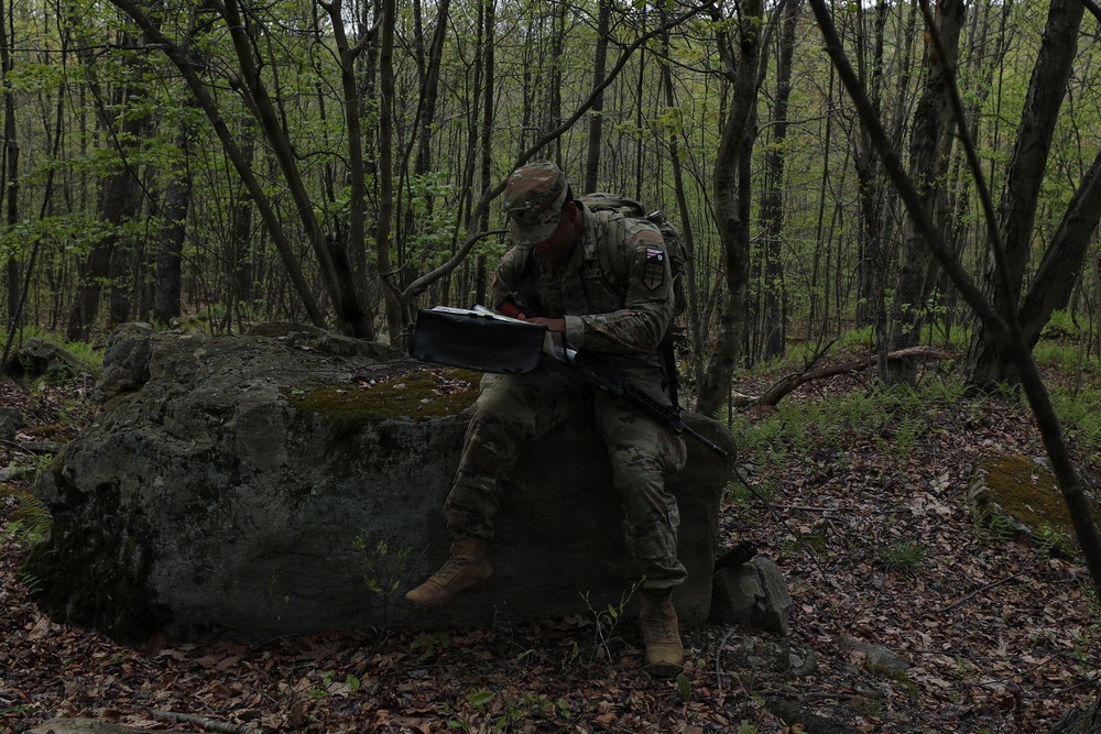Region II Best Warrior Competitors Conduct Land Navigation