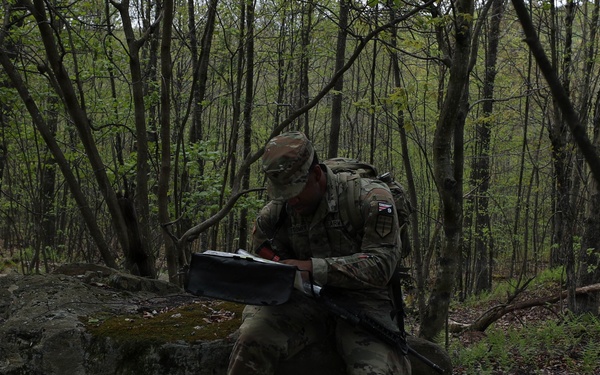 Region II Best Warrior Competitors Conduct Land Navigation