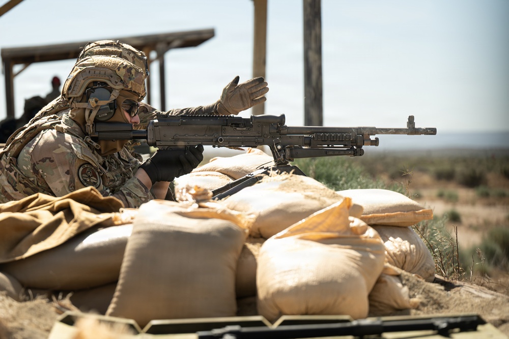 163d SFS Qualifies on the M240B, M249 and M320, at Edwards Air Force Base