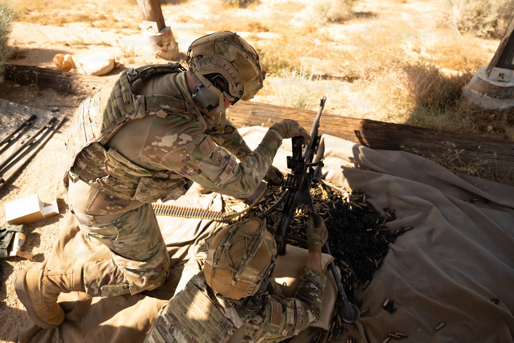 163d SFS Qualifies on the M240B, M249 and M320, at Edwards Air Force Base