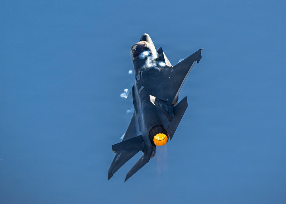 F-35A Demo Team Practice