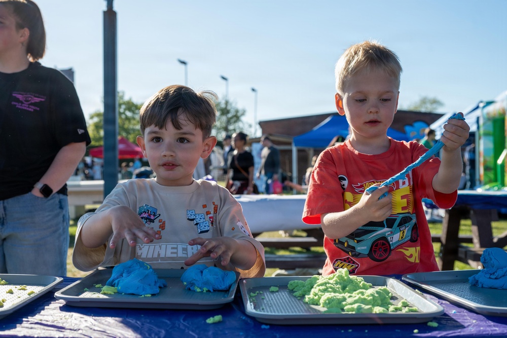 501st CSW recognizes youngest Pathfinders during Month of the Military Child event
