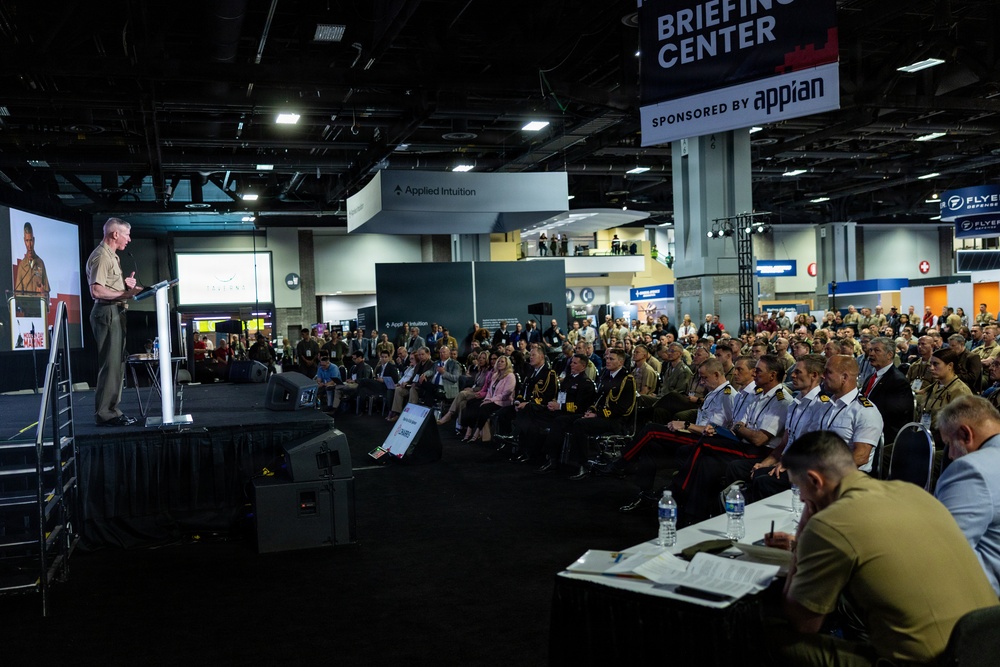 The Commandant, Gen. Eric M. Smith delivers the Final Keynote Address of Modern Day Marine