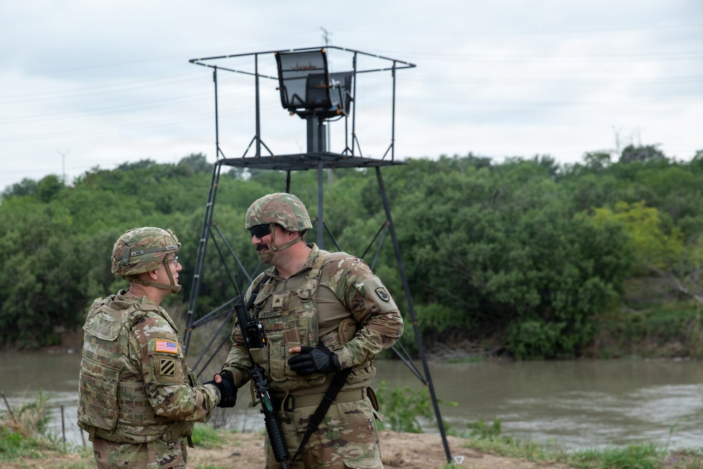 The 130TH Maneuver Enhancement Brigade Visit Laredo