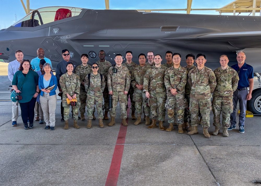 LEAP Scholars integrate with the 187th Fighter Wing