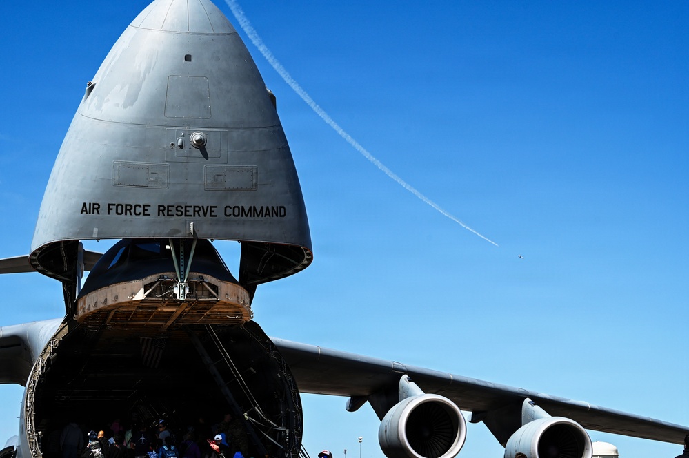 Stepping inside Airpower: C-5M Draws Crowds at Great Texas Airshow