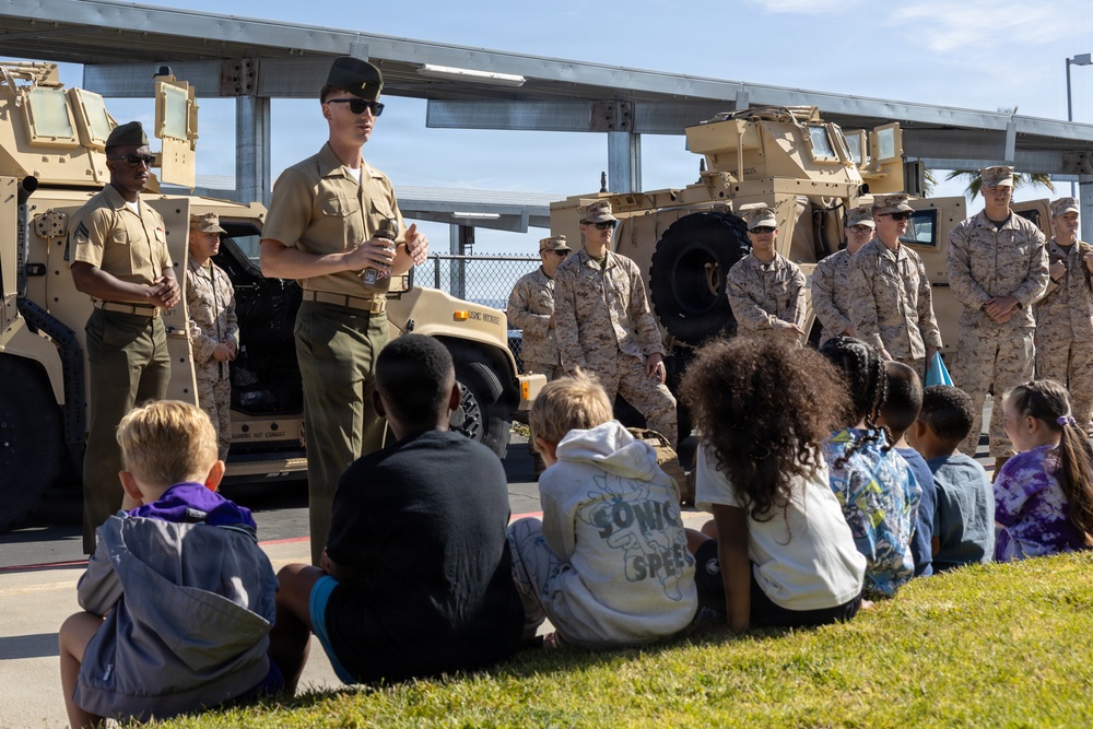 MCAGCC Marines Participate in 29 Palms Elementary School Month of Military Child v