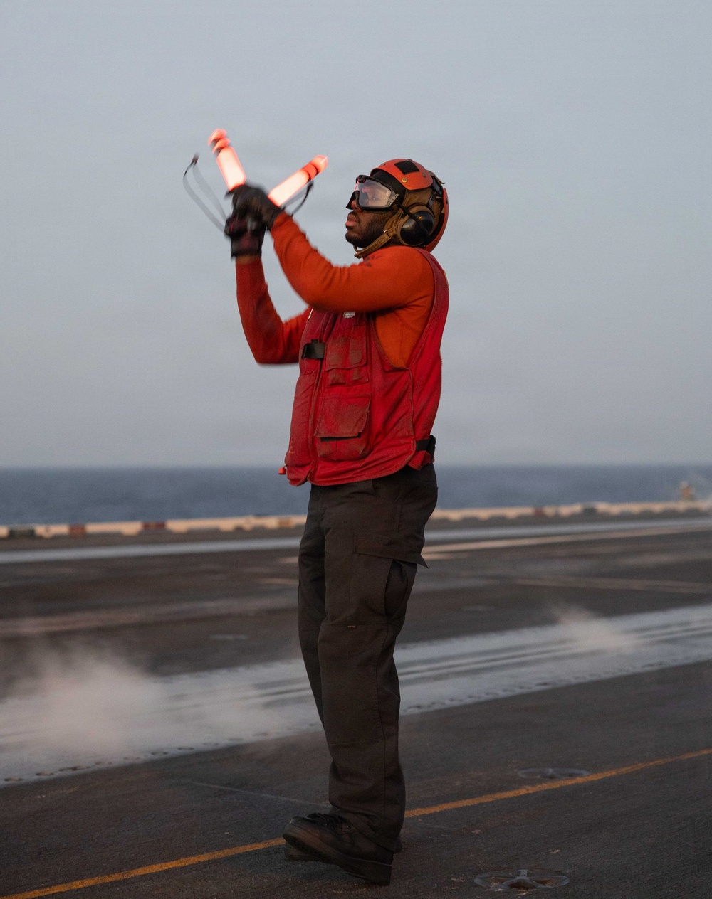 Flight Operations Aboard USS George H.W. Bush (CVN 77)