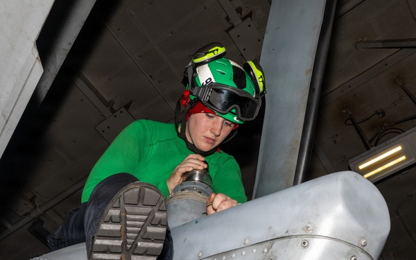 Aircraft Maintenance Aboard USS George H.W. Bush (CVN 77)