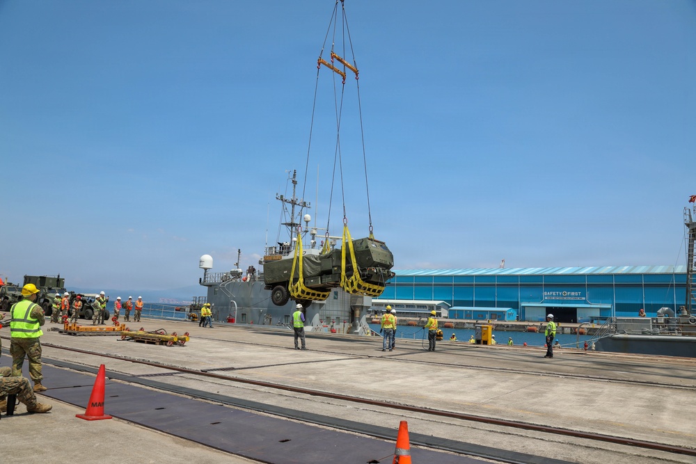 Port of Agila Equipment Upload during Seaport of Debarkation (SPOD) Operations