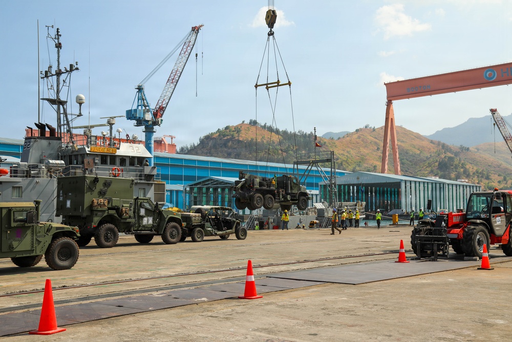 Port of Agila Equipment Upload during Seaport of Debarkation (SPOD) Operations