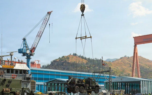 Port of Agila Equipment Upload during Seaport of Debarkation (SPOD) Operations