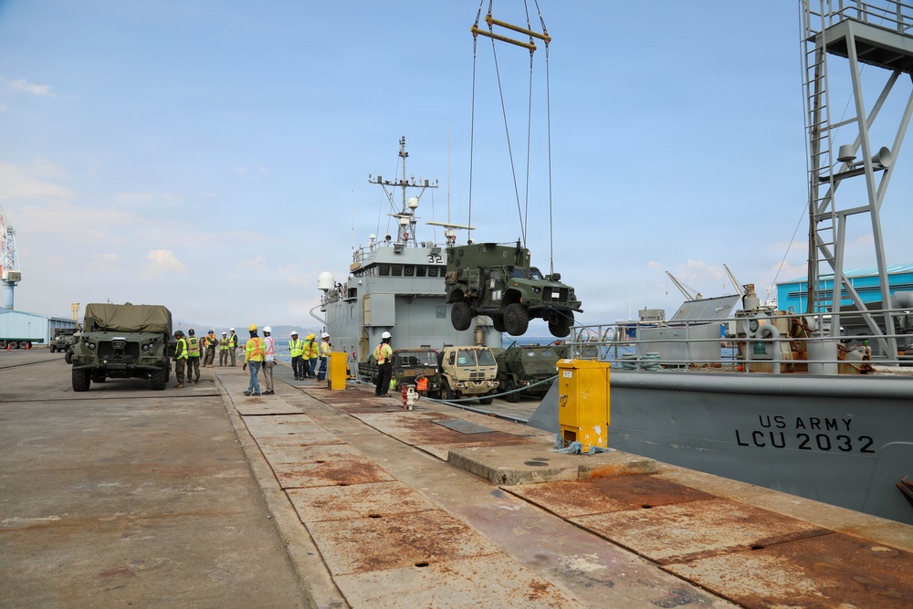 Port of Agila Equipment Upload during Seaport of Debarkation (SPOD) Operations