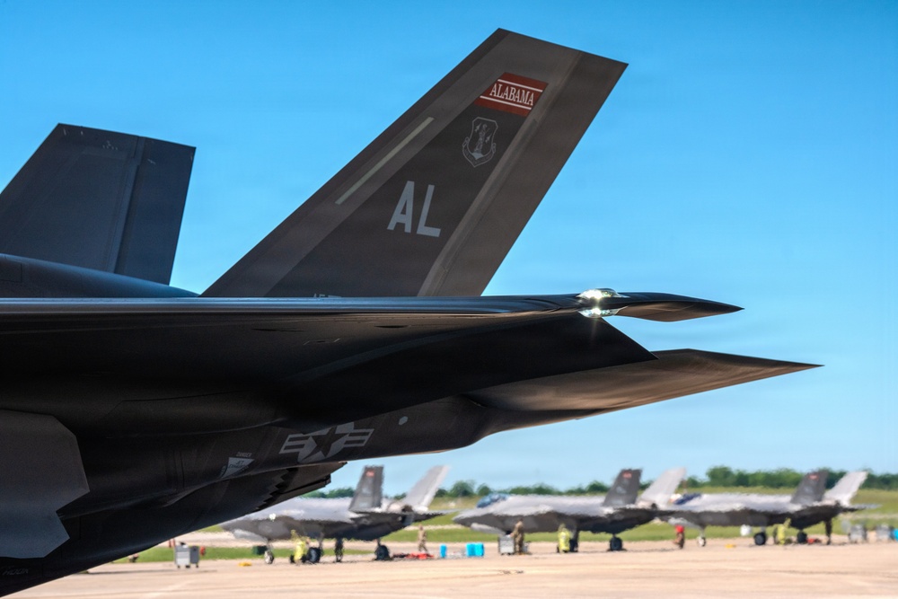 Red Tails generate F-35 combat power during readiness exercise