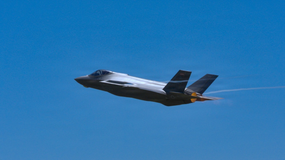 Red Tails generate F-35 combat power during readiness exercise