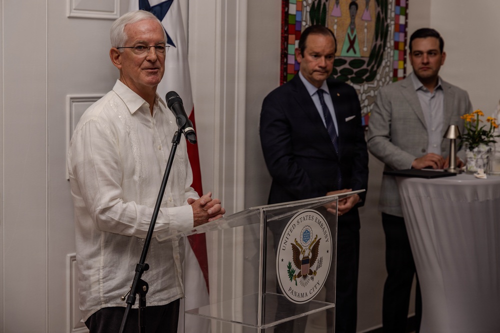General Capstone joined by the U.S. Ambassador of Panama in Panama City