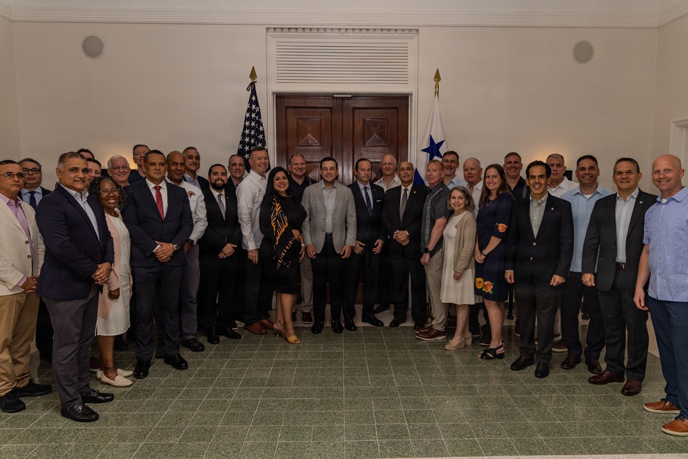 General Capstone joined by the U.S. Ambassador of Panama in Panama City