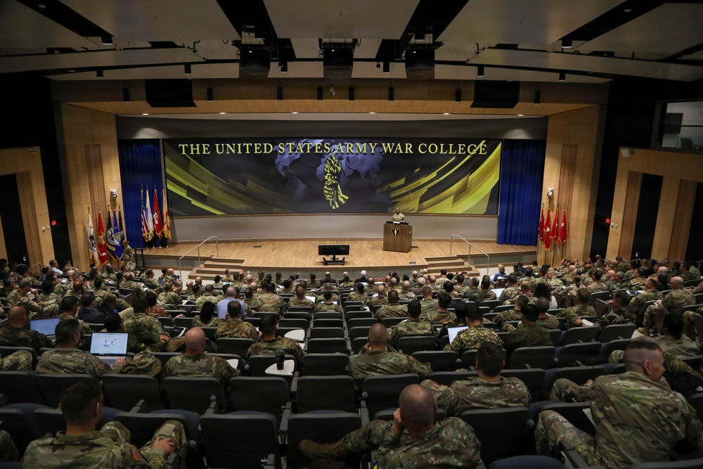 USFK Commander Attends 2026 Strategic Landpower Symposium