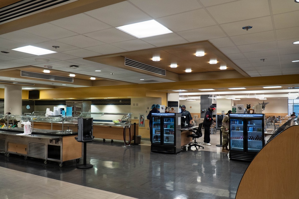 A Recipe for Readiness: JBER Highlights Nutritional Medicine Flight