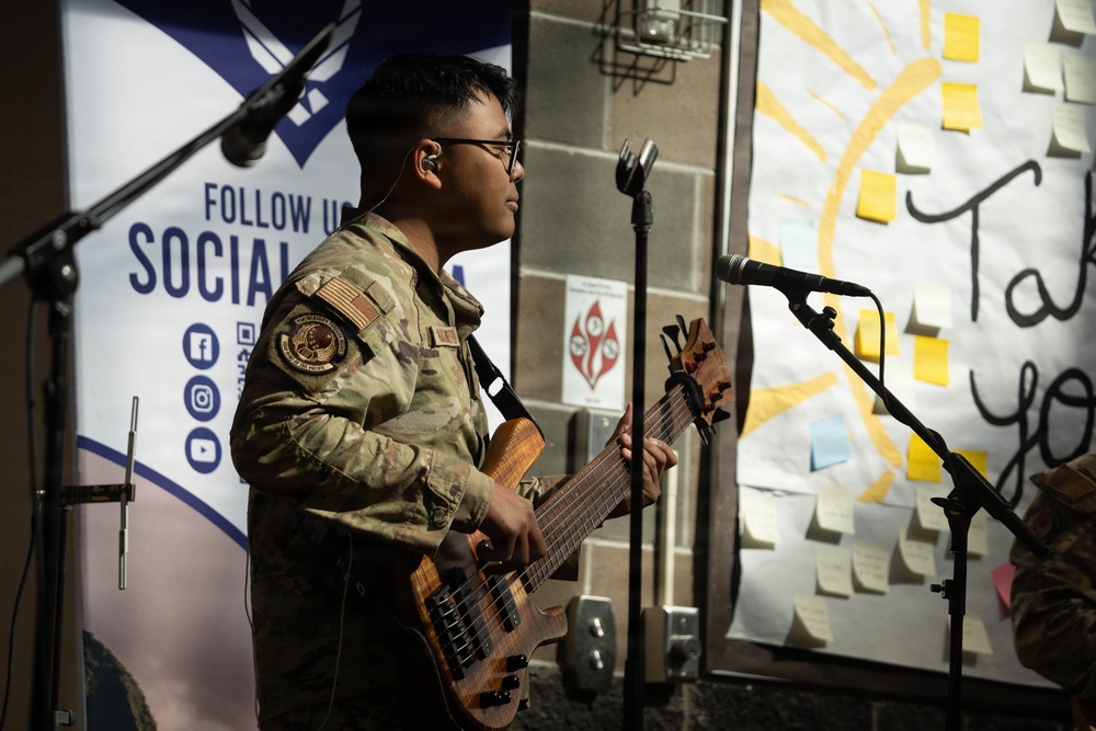 'A Hot Ticket' in the Indo-Pacific: PACAF Band visits Alaska