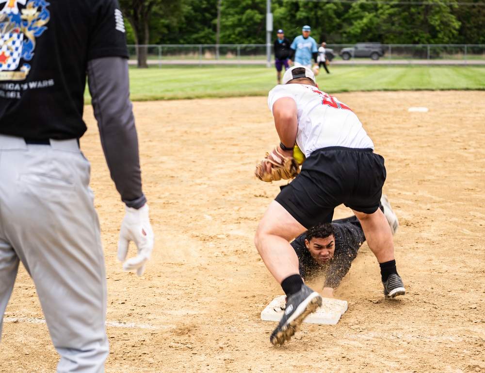 Soldiers of 1ID compete in Victory Week