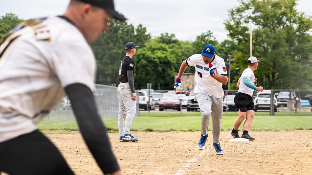 Soldiers of 1ID compete in Victory Week