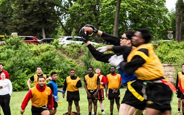 Soldiers of 1ID compete in Victory Week