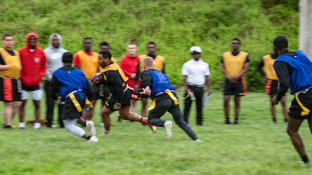 Soldiers of 1ID compete in Victory Week