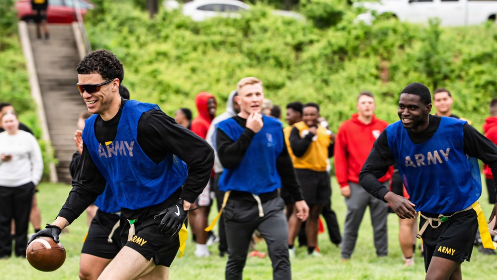 Soldiers of 1ID compete in Victory Week