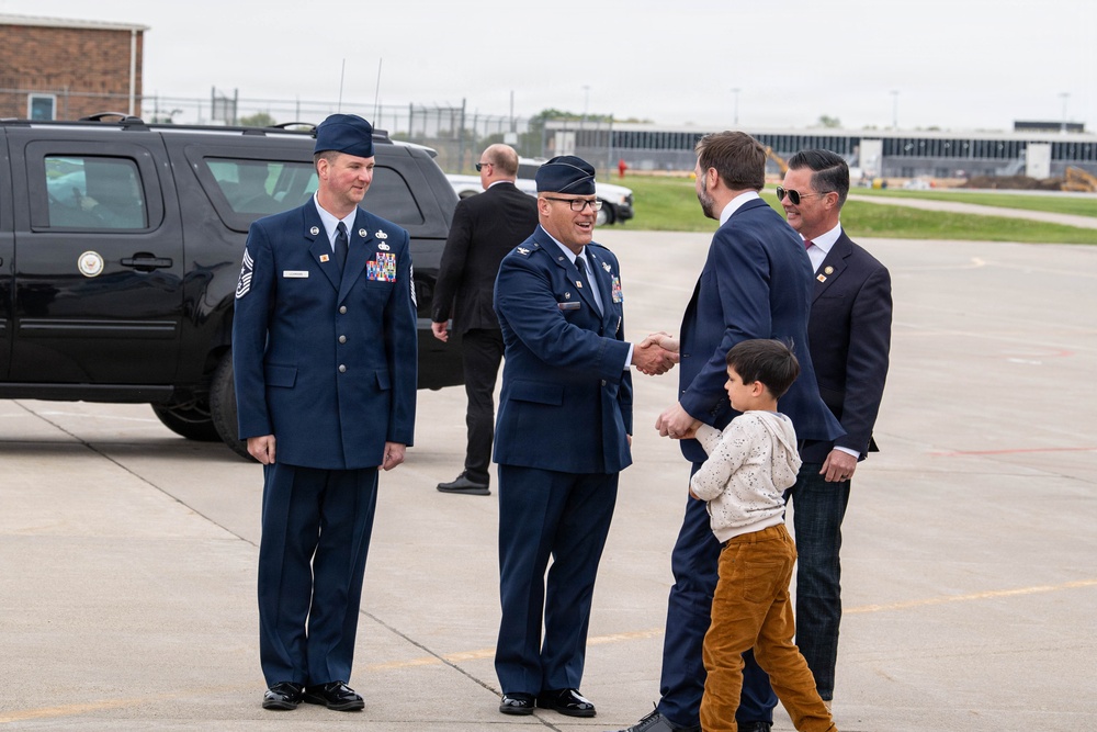 Vice President Vance visits 132d Wing
