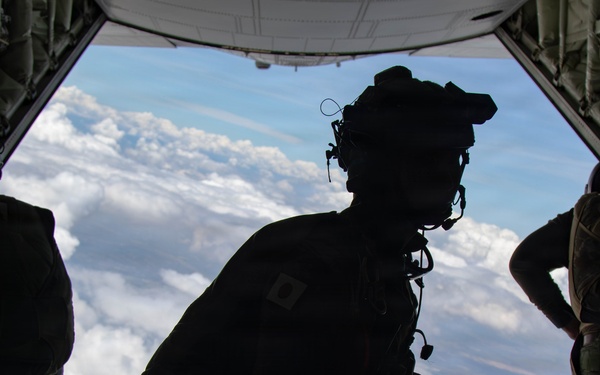 Balikatan 2026: U.S., Philippine special operators execute friendship jumps