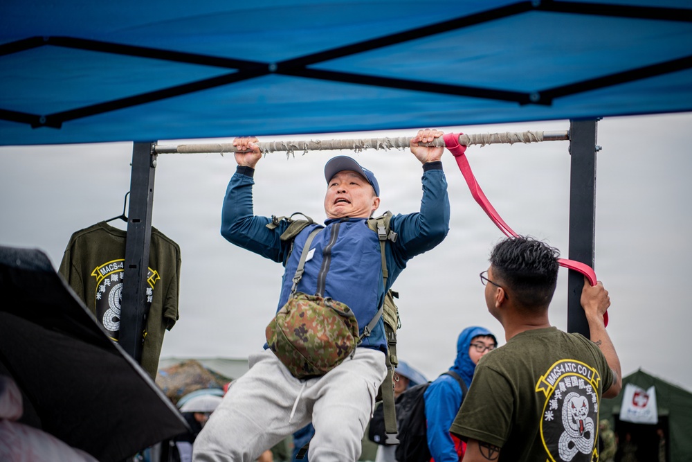 JMSDF-MCAS Iwakuni Friendship Day 2026: Pull-Up Challenge