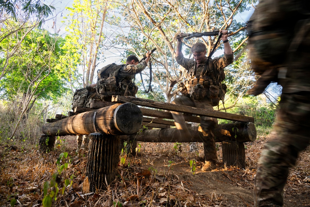 Balikatan 2026: U.S., AFP Soldiers cross the finish line at jungle school