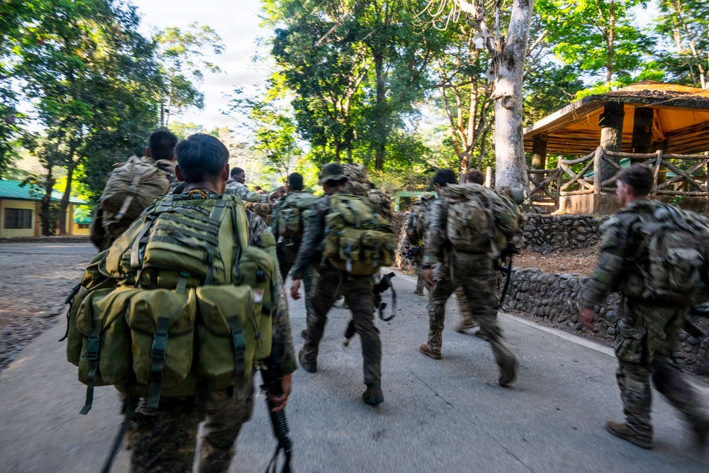 Balikatan 2026: U.S., AFP Soldiers cross the finish line at jungle school