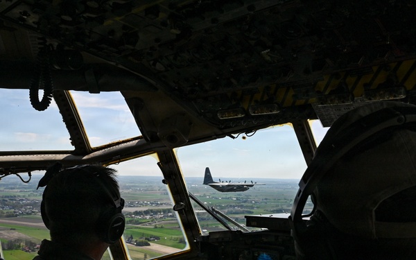 Supply from the sky: U.S., Polish Airmen strengthen Allied airlift capabilities during exercise Hussar Saber 26-1