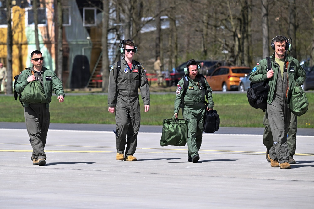Supply from the sky: U.S., Polish Airmen strengthen Allied airlift capabilities during exercise Hussar Saber 26-1