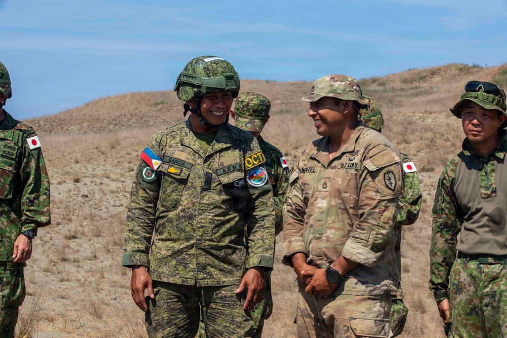 Balikatan 2026: JGSDF Major General Toshikatsu Musha visits 25th ID mortar firing point during a live fire exercise in the Philippines