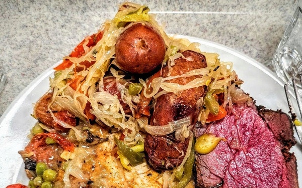Service members enjoy celebrity chef culinary experience at Garrison Wiesbaden