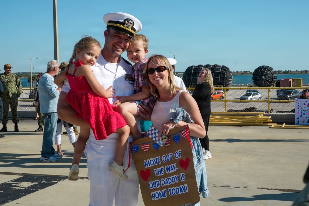 USS WICHITA Returns to Naval Station Mayport