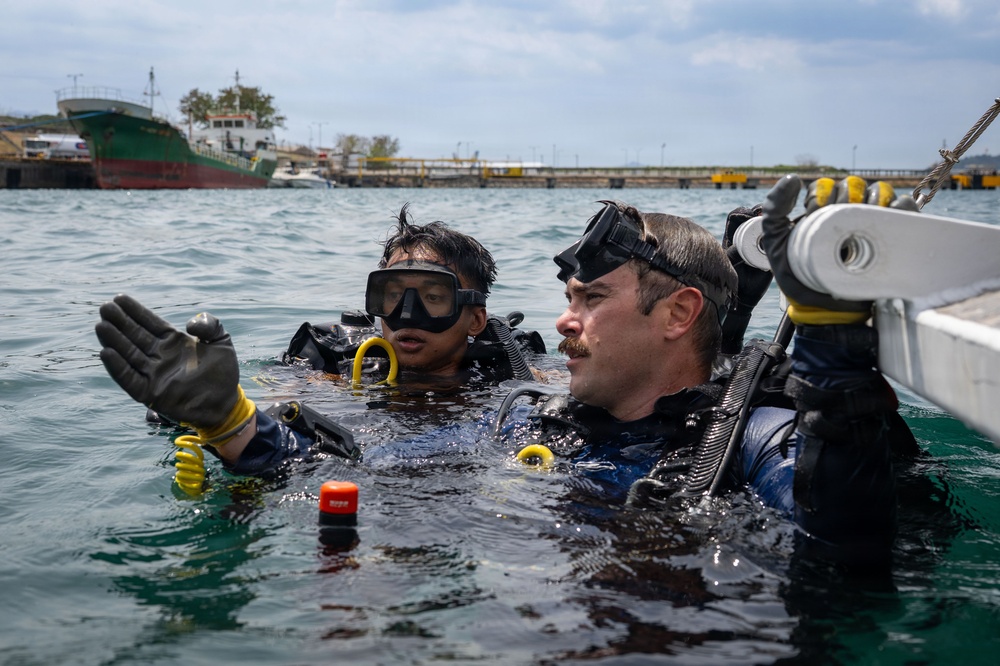 UCT 2 and Philippine Navy conduct maritime infrastructure assessment during BK26