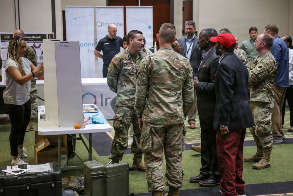 Fort Campbell DENTAC Hosts Symposium