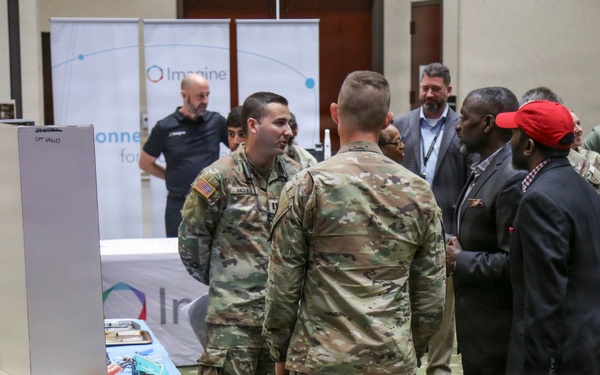 Fort Campbell DENTAC Hosts Symposium