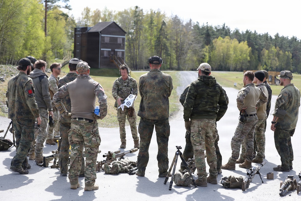 NATO SOF participate in the ISTC’s Night Sniper Course