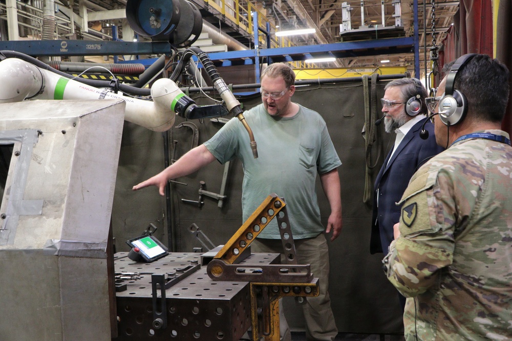 Deputy Assistant Secretary of War for Materiel Readiness Visits RIA-JMTC