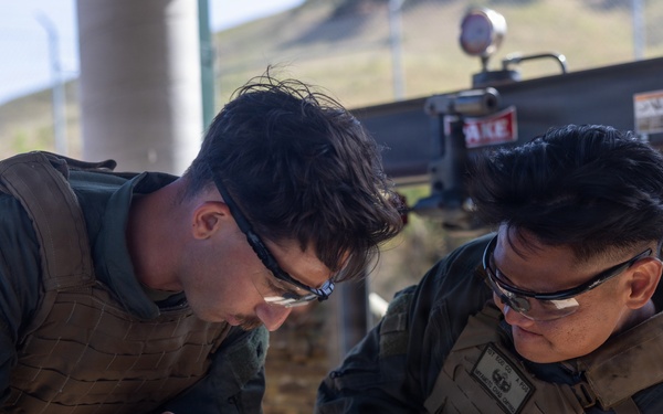 7th ESB EOD technicians participate in an exploitation range