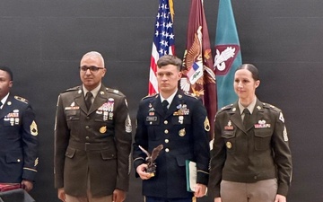 Munson NCO earns prestigious Army leadership award at Senior Leader Course