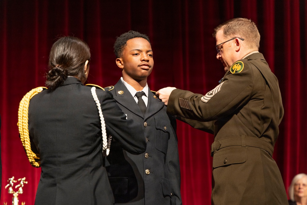 310TH ESC RECOGNIZED AT NORTH CENTRAL AWARD CEREMONY