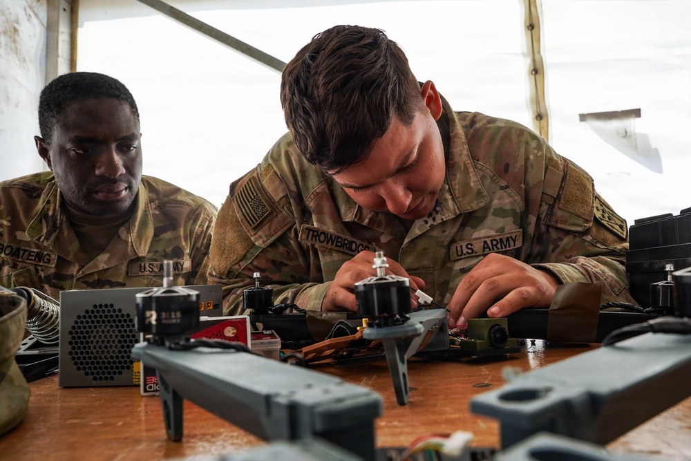 Drone building and tracking